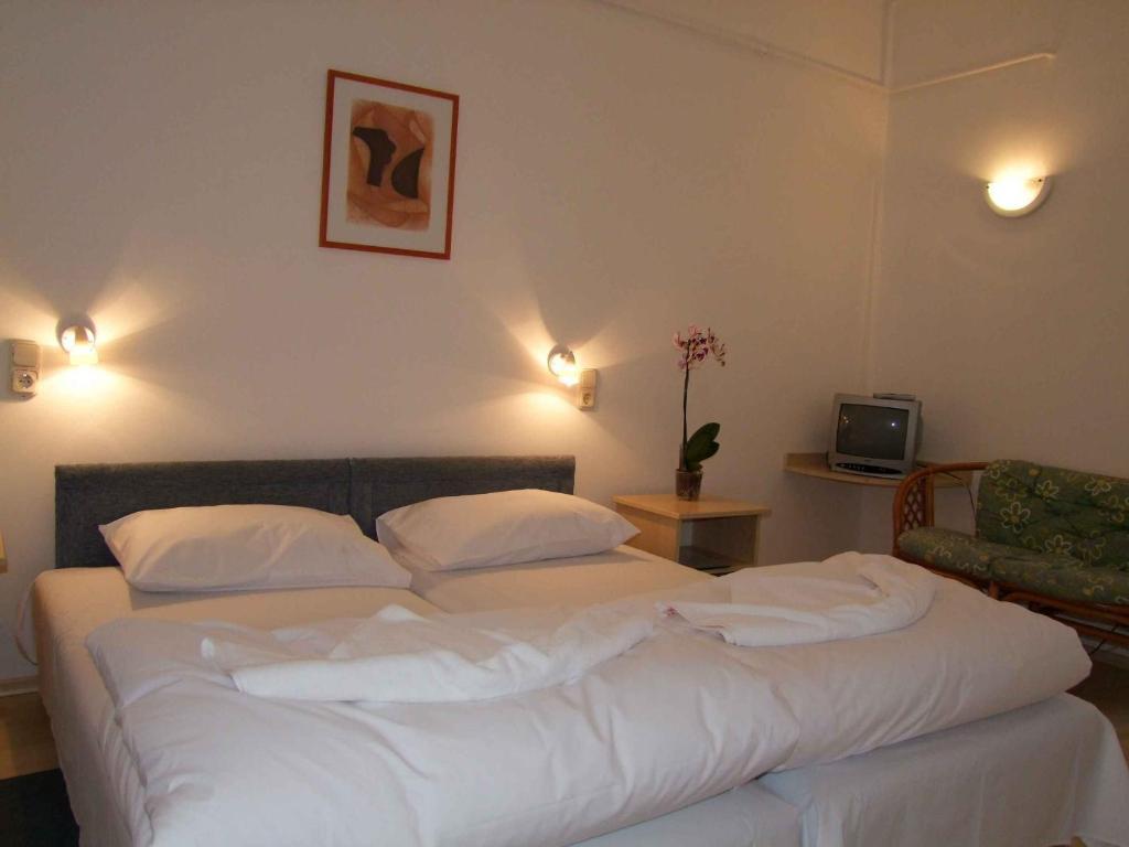 Hotel Platan Zamardi Room photo